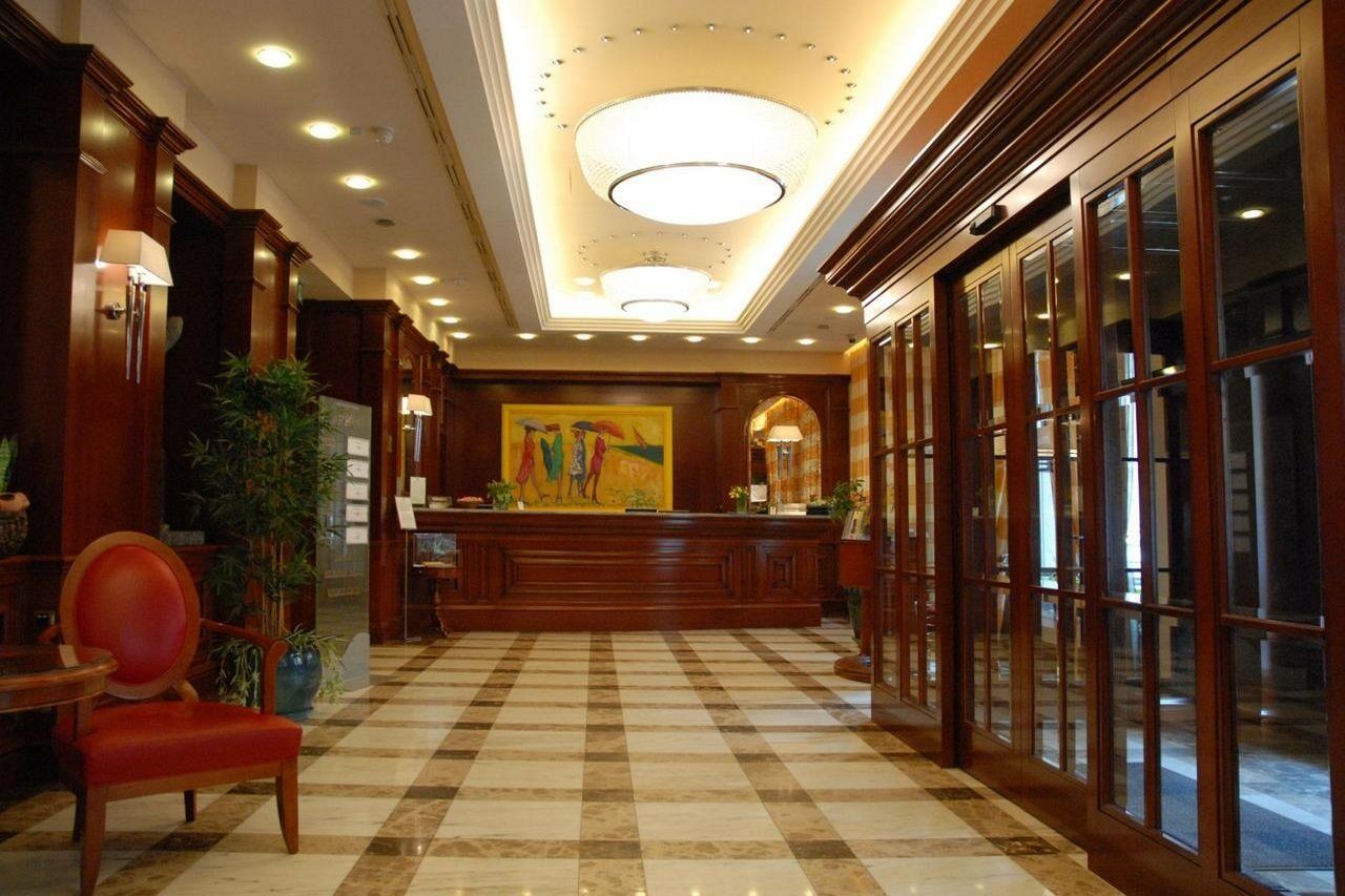 Best Western Premier Hotel Astoria Zagreb Dış mekan fotoğraf